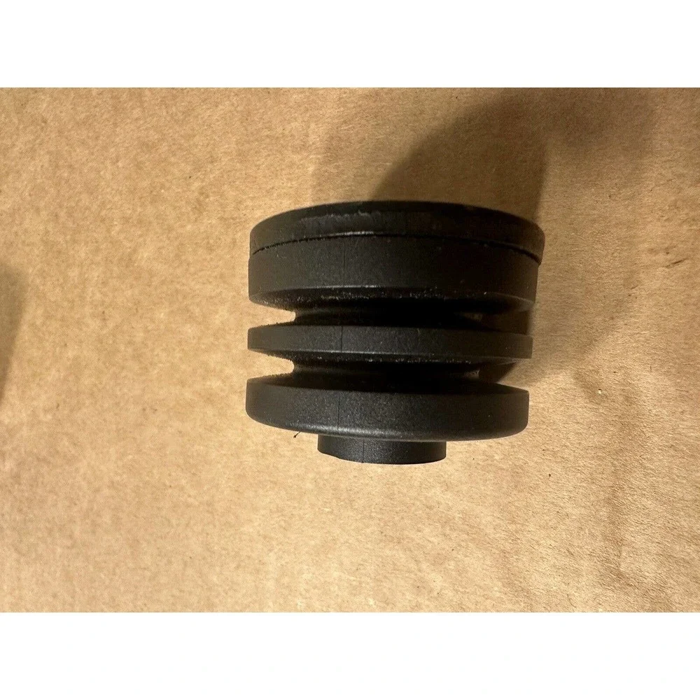 Chevrolet GM Insulator 10408967 Rear Bumper Leaf Spring Insulator